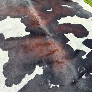 Large Premium Cowhide Rug 0011