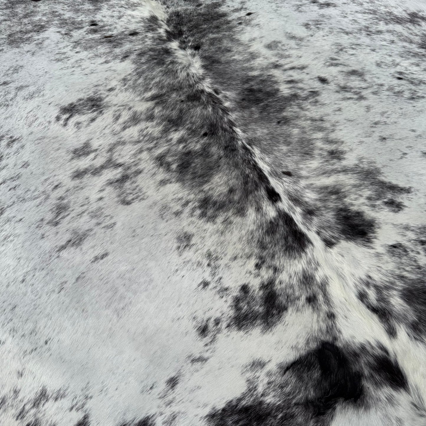 Premium Cowhide Rug 0015