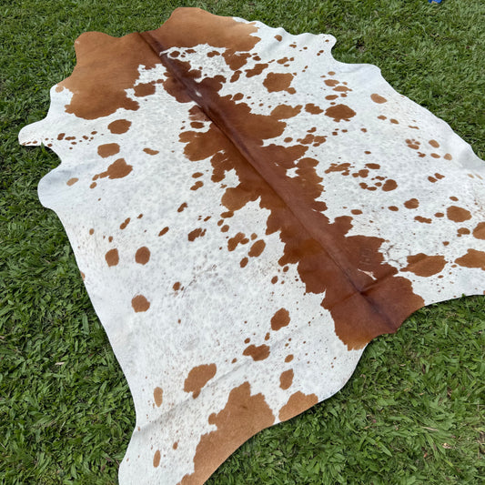 Large Premium Cowhide Rug 0020