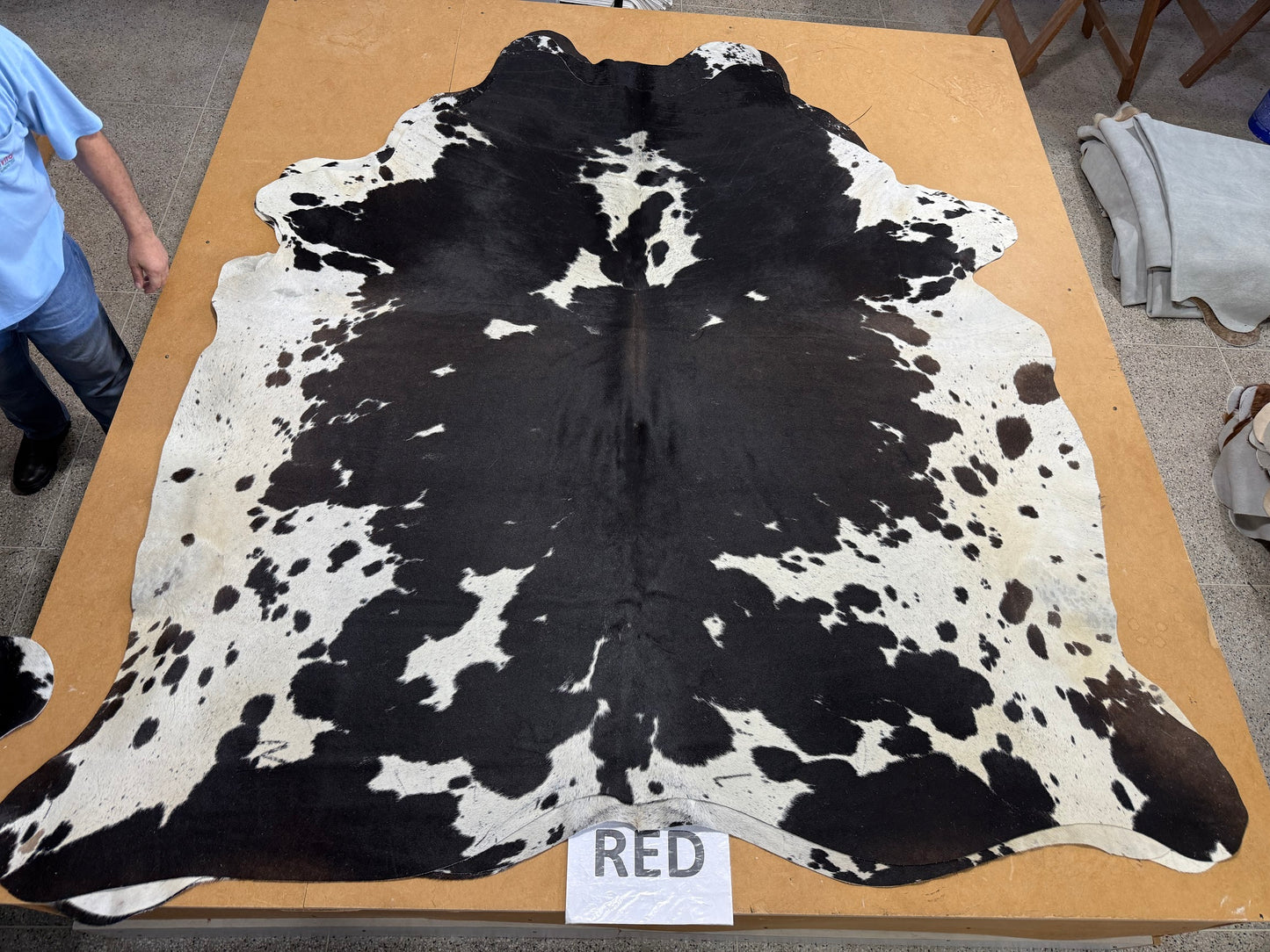 XL Premium Cowhide Rug 00035