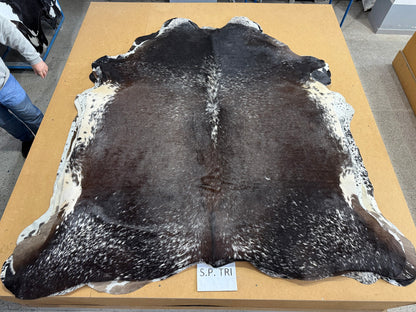 Premium Cowhide Rug 00040